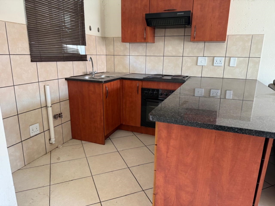 2 Bedroom Property for Sale in Waterval East North West